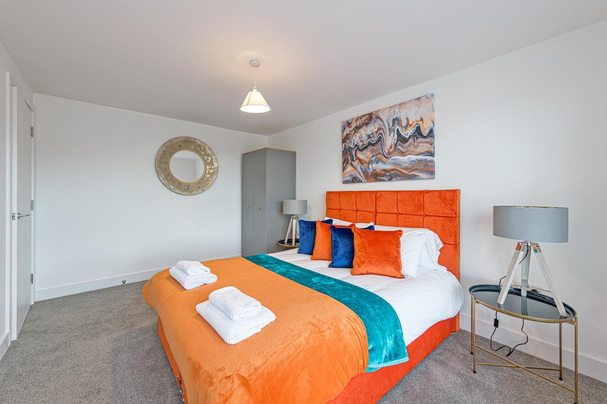 Gospel Heights Luxury Apartments With Parking Хесуолл Экстерьер фото